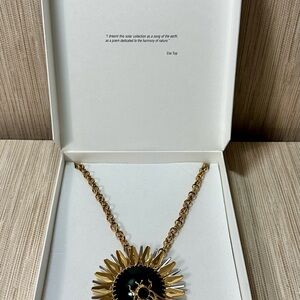 Elie Top x Zara Gold & Black Sunflower & Bee Large Pendant Statement Necklace